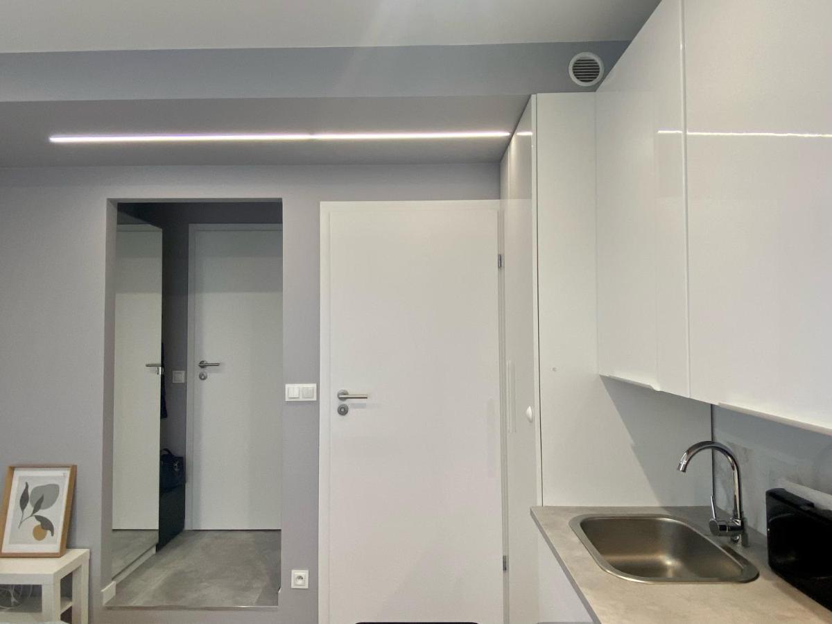 Enes Apartments Legnicka Street A Wrocław Eksteriør bilde